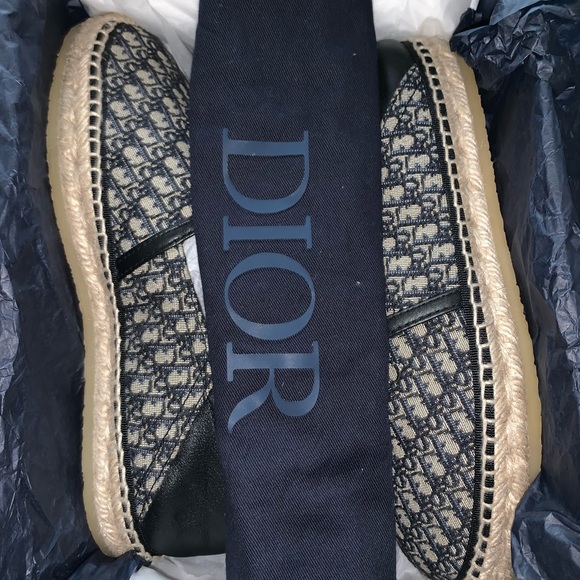 Blue gray - Picture 4 of 6